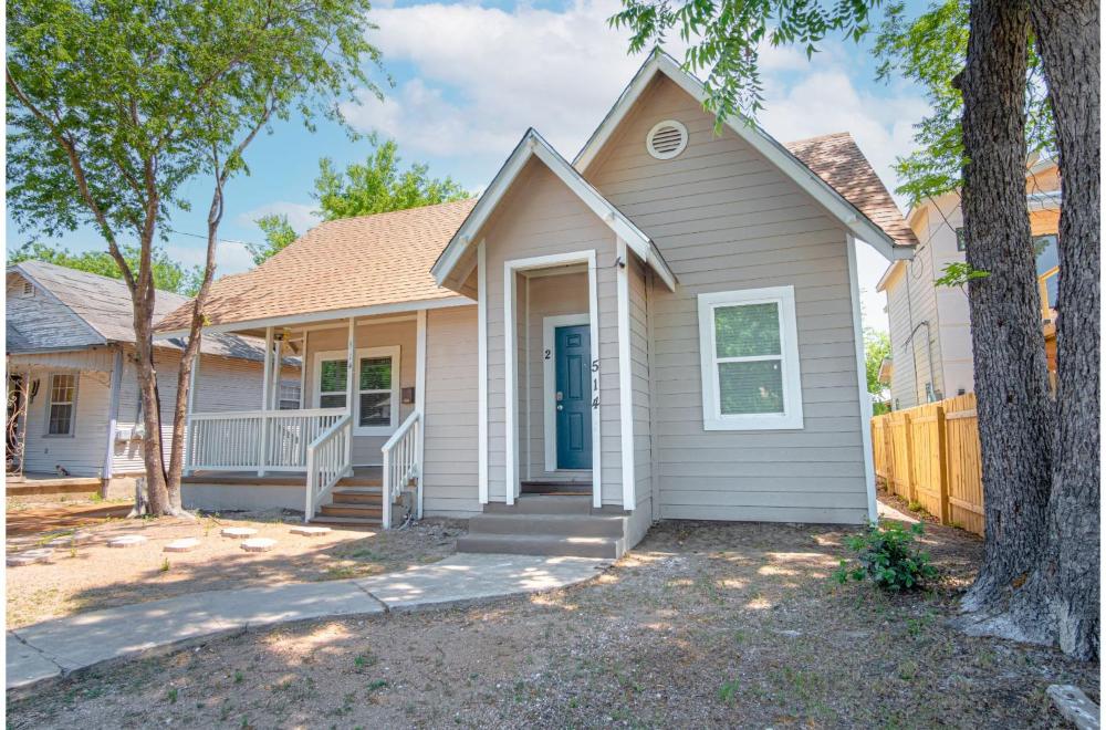 Fabulous Newly Renovated 1Br1Ba Near Downtown